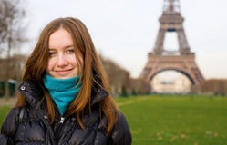 красивейшие детеныши paris девушки стоковое изображение rf красивейшие детеныши paris девушки стоковое изображение rf
