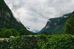 Красивый ландшафт Швейцария природы maggia valle стоковые изображения rf Красивый ландшафт Швейцария природы maggia valle стоковые изображения rf