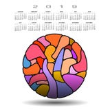 Красочный календарь 2019 с абстрактным кругом Стоковые Изображения Красочный календарь 2019 с абстрактным кругом Стоковые Изображения