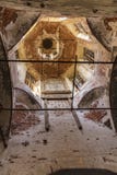 Купол внутри загубленной церков в России Остатки иконостаса Деревня Kolentsy, Рязань стоковое изображение Купол внутри загубленной церков в России Остатки иконостаса Деревня Kolentsy, Рязань стоковое изображение