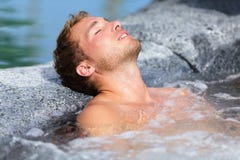 Курорт здоровья - укомплектуйте личным составом ослаблять в водовороте джакузи Курорт здоровья - укомплектуйте личным составом ослаблять в водовороте джакузи