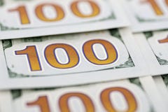 Куча 100 долларовых банкнот как предпосылка Куча 100 дизайнов долларовых банкнот новых Предпосылка 100 новых долларовых банкнот стоковая фотография Куча 100 долларовых банкнот как предпосылка Куча 100 дизайнов долларовых банкнот новых Предпосылка 100 новых долларовых банкнот стоковая фотография