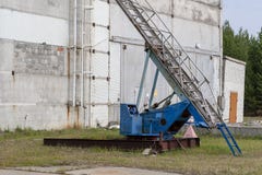 Лестница для пожарных Старый конец-вверх механизма стоковое изображение Лестница для пожарных Старый конец-вверх механизма стоковое изображение