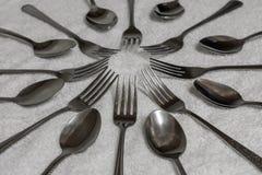Ложки и вилки стоковая фотография Ложки и вилки стоковая фотография