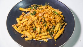Мама зажаренная Stir Мозоль Стоковое Изображение Мама зажаренная Stir Мозоль Стоковое Изображение