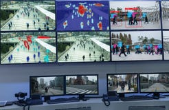 Машинное обучение Iot с опознаванием человека и объекта которое использует искусственный интеллект к c измерений, аналитических и стоковые изображения rf Машинное обучение Iot с опознаванием человека и объекта которое использует искусственный интеллект к c измерений, аналитических и стоковые изображения rf