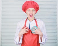 Мечтать о более больших boobs Часть игры диеты в размере грудей Как размер груди роста с едой естественно и быстро стоковое изображение Мечтать о более больших boobs Часть игры диеты в размере грудей Как размер груди роста с едой естественно и быстро стоковое изображение