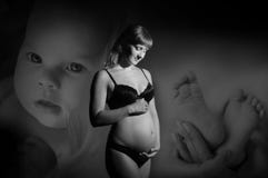 Мечты материнства стоковое изображение Мечты материнства стоковое изображение