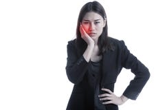 Молодая азиатская бизнес-леди получила toothache стоковая фотография rf Молодая азиатская бизнес-леди получила toothache стоковая фотография rf
