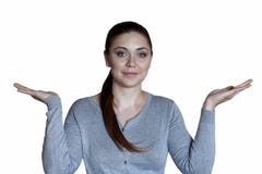 Молодая привлекательная кавказская женщина с голубыми глазами и поднятые вверх оружия ладоней на вас предлагая что-то стоковое фото rf Молодая привлекательная кавказская женщина с голубыми глазами и поднятые вверх оружия ладоней на вас предлагая что-то стоковое фото rf