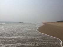 Море развевает на пляжах Puri-Konark Стоковая Фотография Море развевает на пляжах Puri-Konark Стоковая Фотография