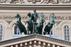 Москва, Россия, 8-ое мая 2018 Квадрига Аполлон на Большом Театре в Москве стоковое фото rf Москва, Россия, 8-ое мая 2018 Квадрига Аполлон на Большом Театре в Москве стоковое фото rf