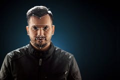 Мужская сторона, биометрическое распознавание лиц проверки Технология распознавания лиц на полигональной решетке построена мимо стоковое фото Мужская сторона, биометрическое распознавание лиц проверки Технология распознавания лиц на полигональной решетке построена мимо стоковое фото