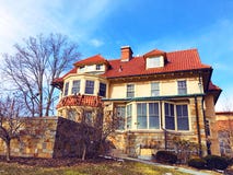 Музей New Britain американского экстерьера искусства стоковые изображения Музей New Britain американского экстерьера искусства стоковые изображения