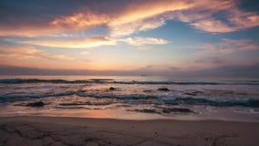 над восходом солнца моря над восходом солнца моря