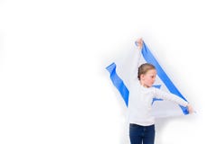 Немногое девушка патриота еврейская с флагом Израилем на белой предпосылке стоковые изображения Немногое девушка патриота еврейская с флагом Израилем на белой предпосылке стоковые изображения
