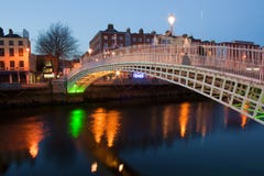 ноча dublin стоковые фотографии rf ноча dublin стоковые фотографии rf