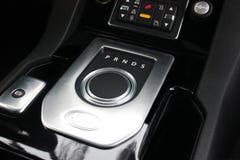 Обслуживание автомобиля внутреннее роскошное стоковые изображения rf Обслуживание автомобиля внутреннее роскошное стоковые изображения rf