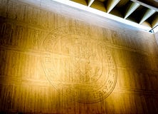 ОСТИН ТЕХАС 17-ОЕ СЕНТЯБРЯ 2017: Президентское уплотнение на библиотеке и музе Lyndon b Джонсона LBJ стоковые изображения rf ОСТИН ТЕХАС 17-ОЕ СЕНТЯБРЯ 2017: Президентское уплотнение на библиотеке и музе Lyndon b Джонсона LBJ стоковые изображения rf