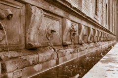 Очень, очень большой фонтан стоковые фото Очень, очень большой фонтан стоковые фото