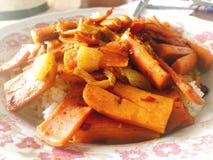 Очень вкусная Тайская кухня; пошевелите картофель фри стоковые изображения Очень вкусная Тайская кухня; пошевелите картофель фри стоковые изображения