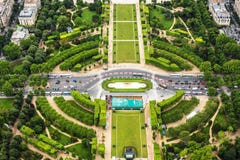 Панорамный взгляд Париж tuileries сада стоковые фотографии rf Панорамный взгляд Париж tuileries сада стоковые фотографии rf