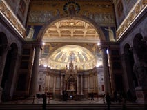 Папская базилика St Paul вне стен в Риме стоковые фотографии rf Папская базилика St Paul вне стен в Риме стоковые фотографии rf