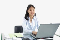 первый печатать на машинке работы стоковые фотографии rf первый печатать на машинке работы стоковые фотографии rf