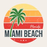 Печать тройника Miami Beach Флориды с пальмой Стоковая Фотография Печать тройника Miami Beach Флориды с пальмой Стоковая Фотография