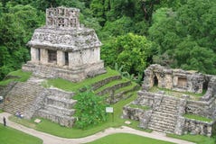Пирамиды palenque Чьяпаса стоковая фотография rf Пирамиды palenque Чьяпаса стоковая фотография rf