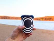 Пластиковая чашка с кофе стоковое фото rf Пластиковая чашка с кофе стоковое фото rf