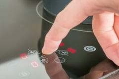 Плита индукции с пультом управления касания стоковое фото Плита индукции с пультом управления касания стоковое фото