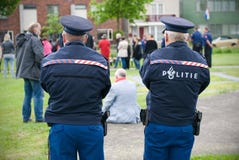 Полиция наблюдает стоковые изображения rf Полиция наблюдает стоковые изображения rf