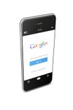 Польша, „sk GdaÅ - восьмой из августа 2015 Мобильный телефон с Google p стоковые изображения Польша, „sk GdaÅ - восьмой из августа 2015 Мобильный телефон с Google p стоковые изображения