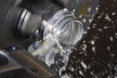 поворачивать lathe действия стоковое фото rf поворачивать lathe действия стоковое фото rf
