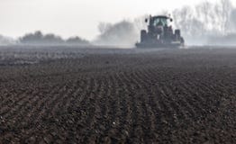 Подготовленная почва для засаживать весны стоковая фотография rf Подготовленная почва для засаживать весны стоковая фотография rf