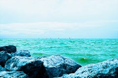 Покрашенные ветрила на горизонте моря на солнечный день Ба картины маслом иллюстрация штока Покрашенные ветрила на горизонте моря на солнечный день Ба картины маслом иллюстрация штока