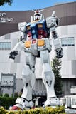 Полноразмерные представления Gundam вне площади токио DiverCity, Odaiba, токио, Японии - 6-ое сентября 2016: Оно 18m высокорослое Стоковые Фото Полноразмерные представления Gundam вне площади токио DiverCity, Odaiba, токио, Японии - 6-ое сентября 2016: Оно 18m высокорослое Стоковые Фото