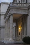 Портик факультета университета Стамбула технического кампуса архитектуры строя a K A Taskisla на Taksim, Стамбуле, Турции стоковое изображение rf Портик факультета университета Стамбула технического кампуса архитектуры строя a K A Taskisla на Taksim, Стамбуле, Турции стоковое изображение rf