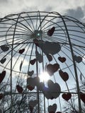 Почтение к сердцам и влюбленность в парке Shevchenko - Kyiv Стоковое Изображение RF Почтение к сердцам и влюбленность в парке Shevchenko - Kyiv Стоковое Изображение RF