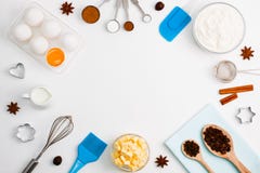 Предпосылка выпечки eggs инструменты кухни специй молока муки Стоковая Фотография Предпосылка выпечки eggs инструменты кухни специй молока муки Стоковая Фотография