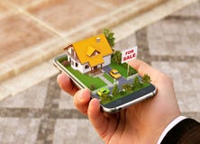 Применение Smartphone для онлайн искать, недвижимость покупать, продавать и записывать стоковое изображение Применение Smartphone для онлайн искать, недвижимость покупать, продавать и записывать стоковое изображение