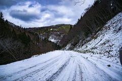 Природа зимы WinterRoad САХАЛИНА стоковые фото Природа зимы WinterRoad САХАЛИНА стоковые фото