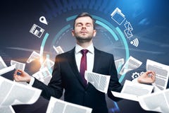Размышлять бизнесмен, перегрузка обработки документов стоковое изображение rf Размышлять бизнесмен, перегрузка обработки документов стоковое изображение rf
