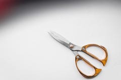 Рамка космоса экземпляра с шить инструментами и аксессуарами, традиционным делом, фабрикой, работой концепции ручной, рабочим мес стоковая фотография rf Рамка космоса экземпляра с шить инструментами и аксессуарами, традиционным делом, фабрикой, работой концепции ручной, рабочим мес стоковая фотография rf