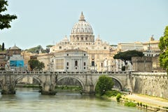 Река Тибра с Ватиканом и St Peter стоковое фото Река Тибра с Ватиканом и St Peter стоковое фото