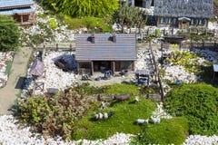 Реплика сельского ландшафта, деревня Podlasie, миниатюрный парк, Inwald, Польша Стоковое Фото Реплика сельского ландшафта, деревня Podlasie, миниатюрный парк, Inwald, Польша Стоковое Фото