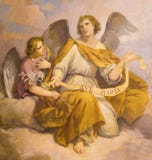 РИМ, ИТАЛИЯ - 9-ОЕ МАРТА 2016: Фреска ангелов в di Santa Maria Chiesa церков в Aquiro & x28; Наша дама chapel& x29 Лурда; стоковая фотография rf РИМ, ИТАЛИЯ - 9-ОЕ МАРТА 2016: Фреска ангелов в di Santa Maria Chiesa церков в Aquiro & x28; Наша дама chapel& x29 Лурда; стоковая фотография rf