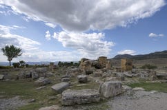 Руины древнего города Hierapolis, Denizli/Турции стоковое фото rf Руины древнего города Hierapolis, Denizli/Турции стоковое фото rf