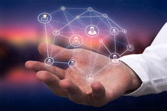 Рука бизнесмена держа интерфейс технологии с значком контакта интерфейса стоковая фотография rf Рука бизнесмена держа интерфейс технологии с значком контакта интерфейса стоковая фотография rf